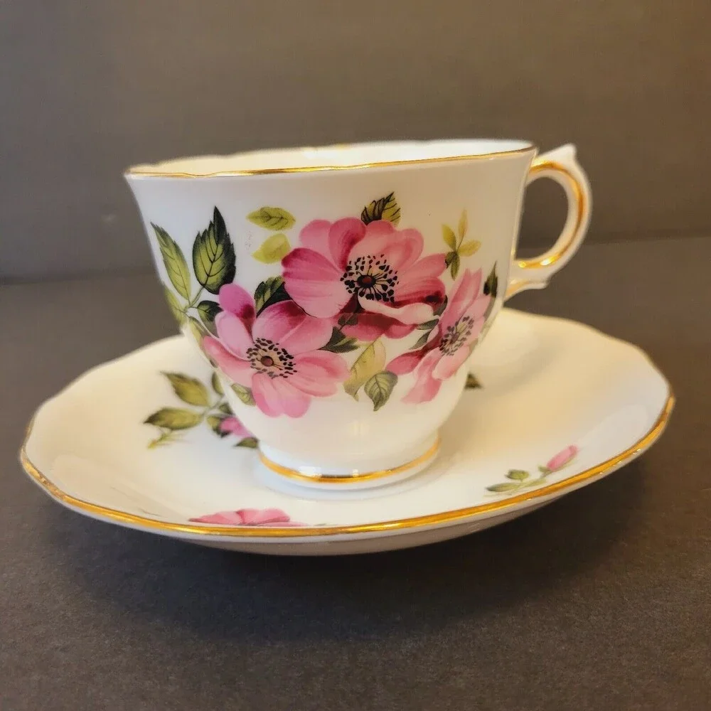 Vtg Royal Vale England Hand Painted Pink  Floral Design Teacup & Saucer Set